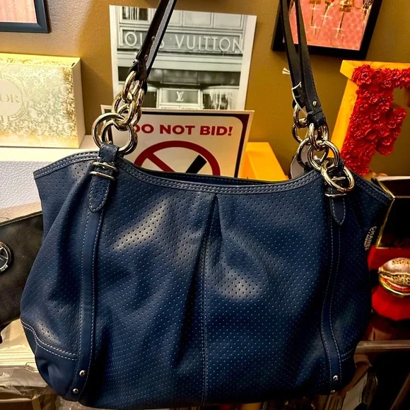 Coach EUC Alexandra Navy Blue Textured Leather Shoulder Bag w/Silver Hardware